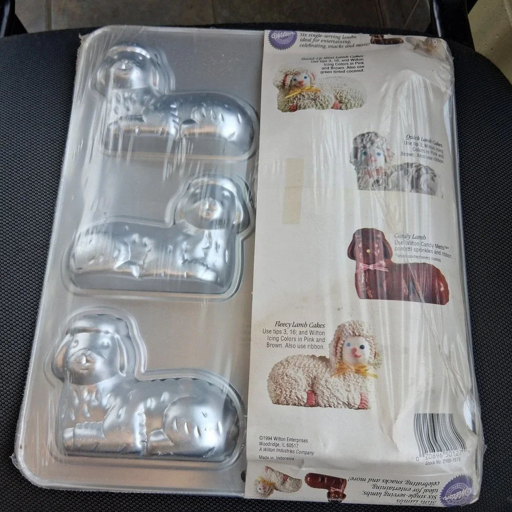 Vintage NOS 90s Wilton Mini Lamb Cake Pan Candy Molds NEW